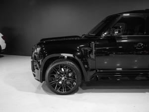 Land Rover Defender 110 D350 X-Dynamic HSE - Image 7