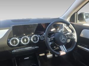 Mercedes-Benz GLA GLA200 Progressive - Image 7