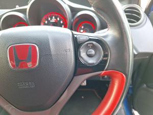 Honda Civic Type R - Image 10