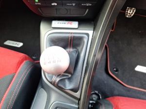 Honda Civic Type R - Image 13