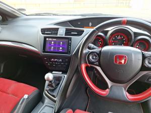 Honda Civic Type R - Image 16