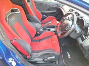 Honda Civic Type R - Image 18