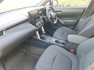 Toyota Corolla Cross 1.8 Xi - Image 11