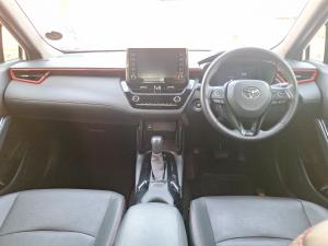 Toyota Corolla Cross 1.8 Hybrid GR-Sport - Image 8
