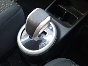 Toyota Vitz 1.0 XR auto - Image 14