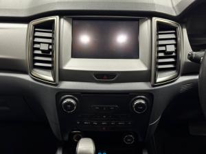Ford Everest 3.2TDCi XLT - Image 13