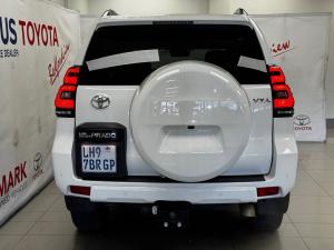 Toyota Land Cruiser Prado 4.0 VX-L - Image 5