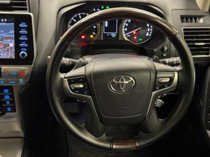 Toyota Land Cruiser Prado 4.0 VX-L - Image 8