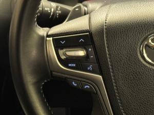Toyota Land Cruiser Prado 4.0 VX-L - Image 9