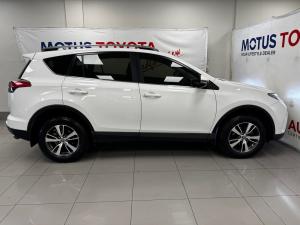 Toyota RAV4 2.0 GX auto - Image 3
