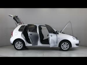 Volkswagen Polo Vivo hatch 1.4 Conceptline - Image 15