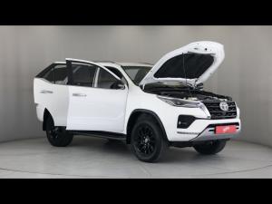 Toyota Fortuner 2.8GD-6 4x4 VX - Image 14
