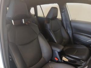 Toyota Corolla Cross 1.8 XS - Image 15