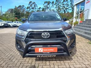 Toyota Hilux 2.4GD-6 double cab Raider manual - Image 4