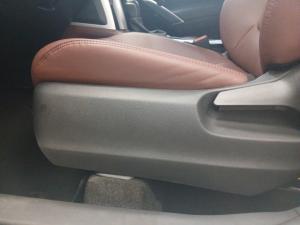 Toyota Corolla Cross 1.8 XR - Image 16