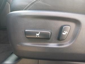 Toyota Land Cruiser Prado 3.0DT VX-L - Image 17