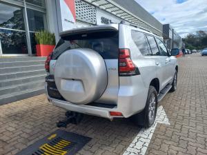 Toyota Land Cruiser Prado 3.0DT VX-L - Image 2