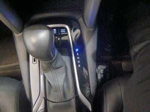 Toyota Corolla Cross 1.8 Hybrid XS - Image 14