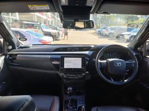 Toyota Hilux 2.8GD-6 double cab 4x4 Legend auto - Image 6