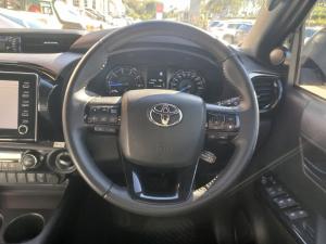Toyota Hilux 2.8GD-6 double cab 4x4 Legend auto - Image 8