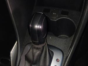 Volkswagen Polo Vivo 1.6 Comfortline TIP - Image 12