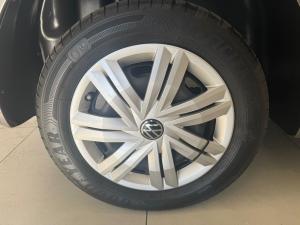 Volkswagen Polo Vivo 1.4 Trendline - Image 12