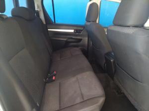 Toyota Hilux 2.4GD-6 double cab 4x4 Raider auto - Image 10