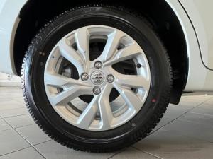 Suzuki Swift 1.2 GL+ manual - Image 11