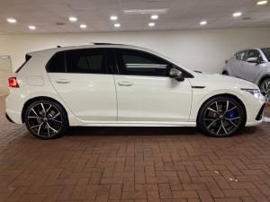 Volkswagen Golf R - Image 5