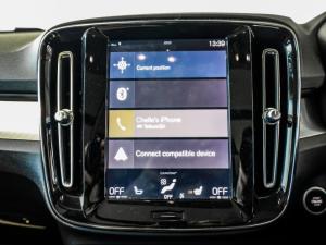 Volvo XC40 T5 AWD Momentum - Image 10