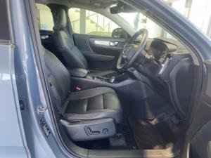 Volvo XC40 T5 AWD Momentum - Image 11