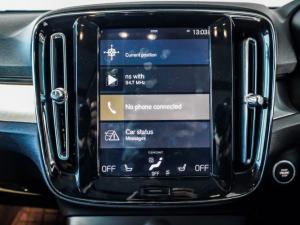 Volvo XC40 T5 AWD Momentum - Image 17