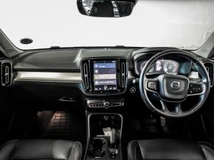 Volvo XC40 T5 AWD Momentum - Image 5