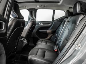 Volvo XC40 T5 AWD Momentum - Image 6