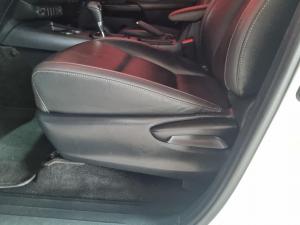 Toyota Hilux 2.8GD-6 double cab Legend auto - Image 23