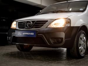 Nissan NP200 1.6i safety pack (aircon) - Image 8