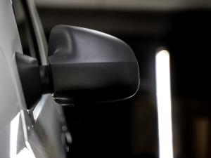 Nissan NP200 1.6i safety pack (aircon) - Image 9