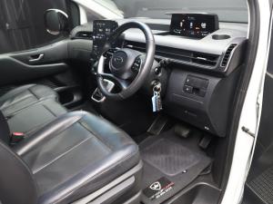 Hyundai Staria 2.2D Executive 9-seater - Image 11