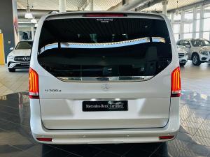 Mercedes-Benz V-Class V300d Exclusive - Image 12