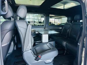 Mercedes-Benz V-Class V300d Exclusive - Image 14
