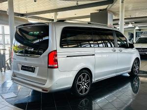 Mercedes-Benz V-Class V300d Exclusive - Image 2