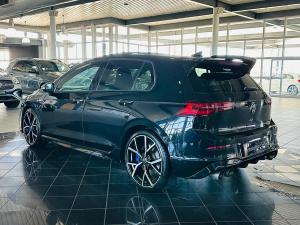 Volkswagen Golf GTI - Image 11