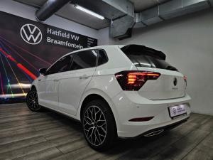 Volkswagen Polo hatch 1.0TSI R-Line - Image 4
