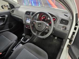 Volkswagen Polo Vivo hatch 1.4 Comfortline - Image 5