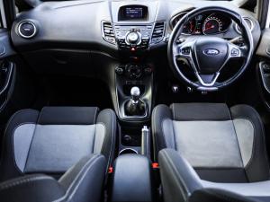 Ford Fiesta ST - Image 10