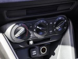Mazda Mazda2 1.5 Active - Image 13