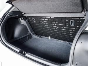 Volkswagen Polo hatch 1.0TSI - Image 18