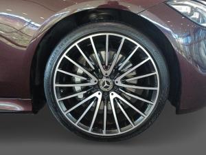 Mercedes-Benz S-Class S500 L 4Matic - Image 15