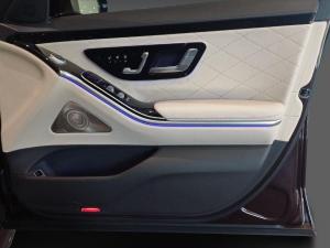 Mercedes-Benz S-Class S500 L 4Matic - Image 17