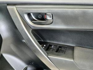 Toyota Corolla Quest 1.8 Plus manual - Image 17